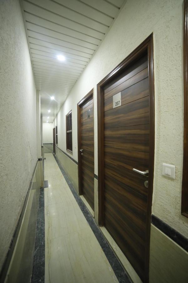 Hotel Shri Ram Residency Agra  Exteriör bild