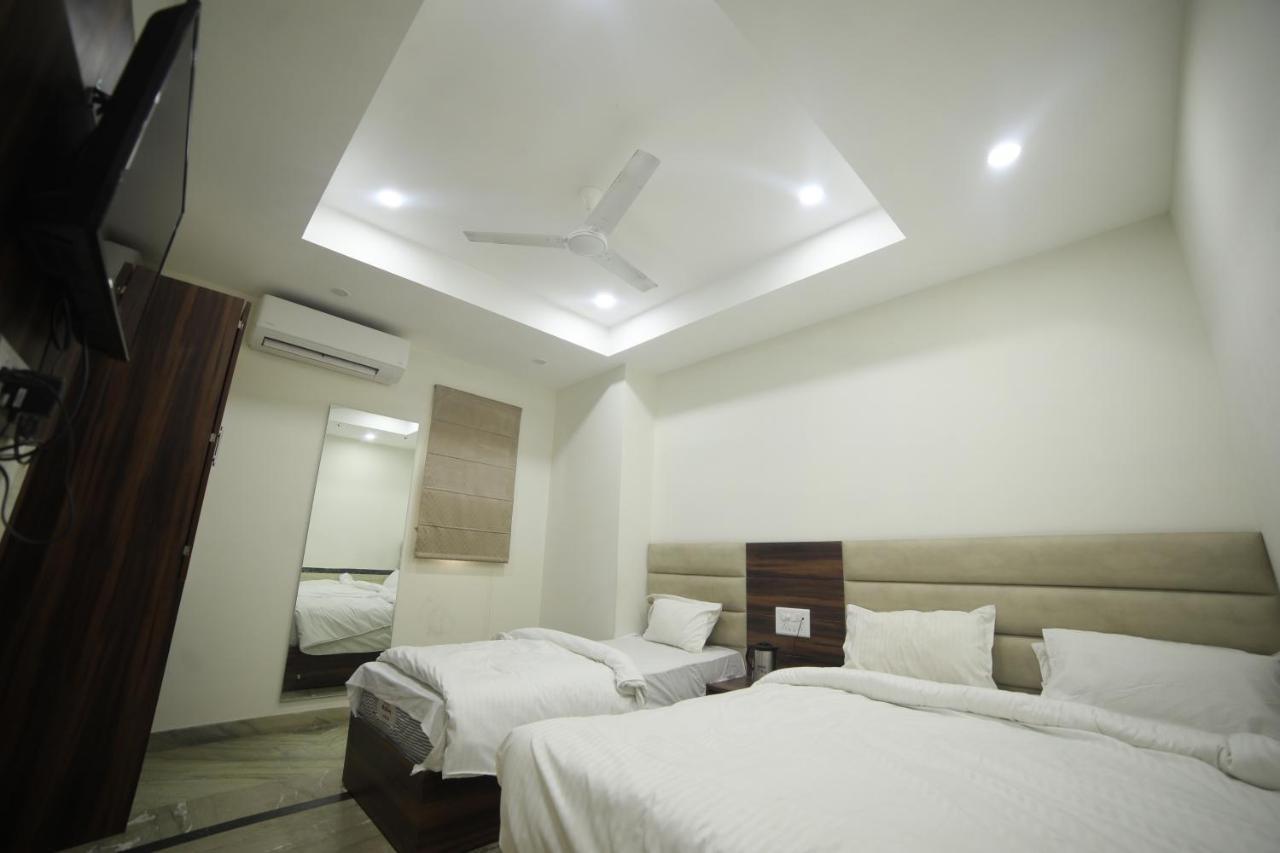 Hotel Shri Ram Residency Agra  Exteriör bild